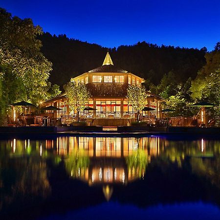 Harmona Resort & Spa Zhangjiajie Exteriör bild