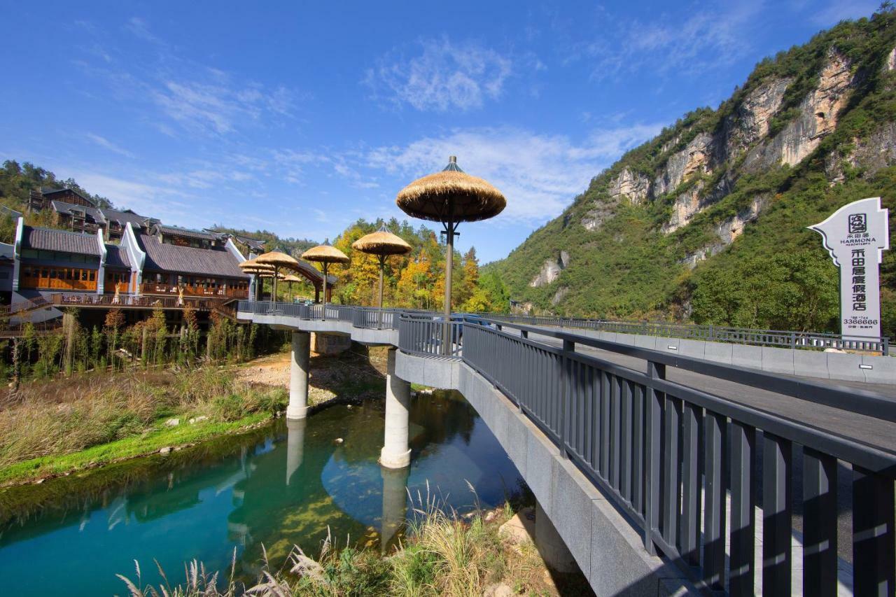 Harmona Resort & Spa Zhangjiajie Exteriör bild