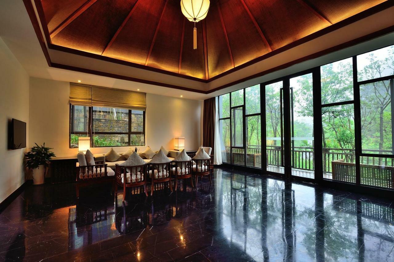 Harmona Resort & Spa Zhangjiajie Exteriör bild