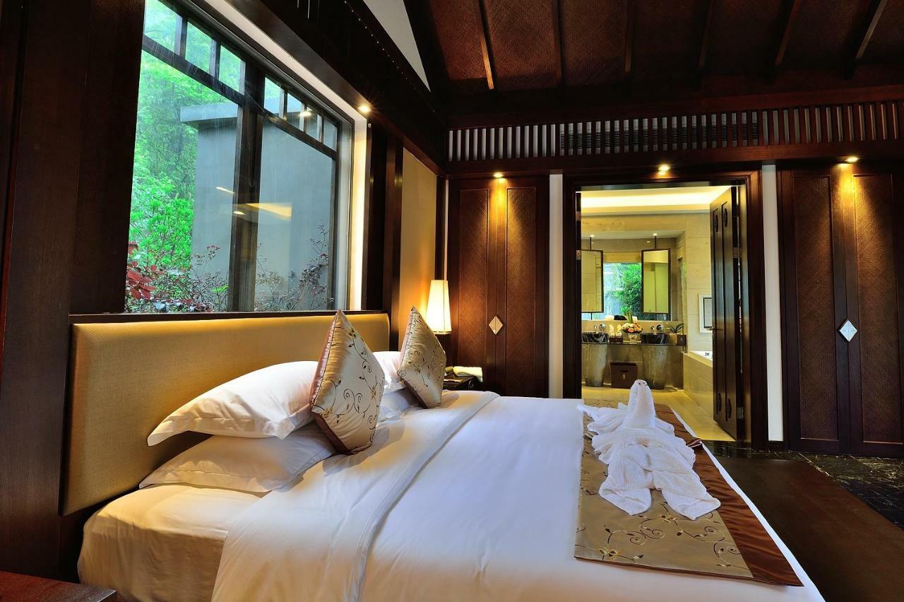 Harmona Resort & Spa Zhangjiajie Exteriör bild