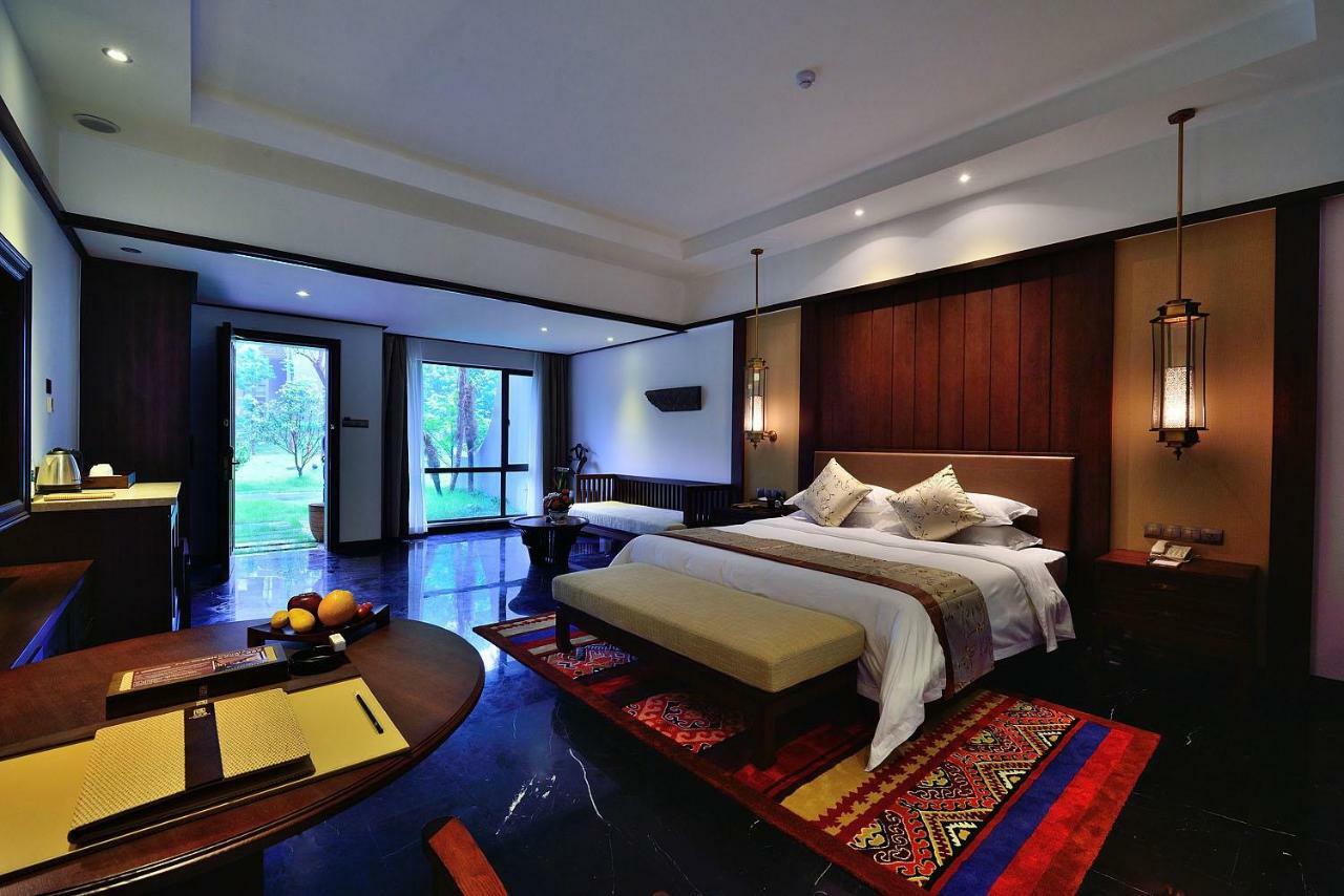 Harmona Resort & Spa Zhangjiajie Exteriör bild